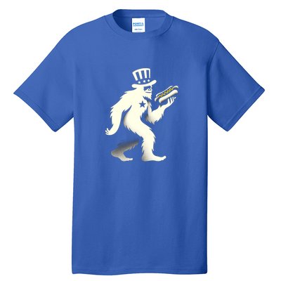 Bigfoot Sasquatch Holding Hotdog 4th Of July Gift Tall T-Shirt