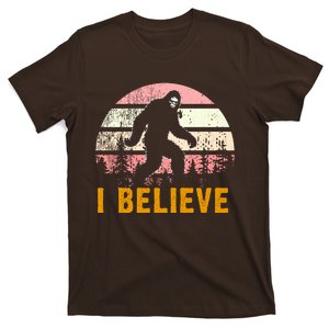 Bigfoot Squatch I Believe Bigfoot T-Shirt