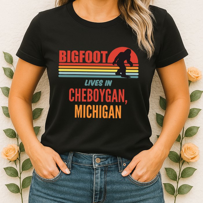 Bigfoot Sighting In Cheboygan Michigan Womens T-Shirt
