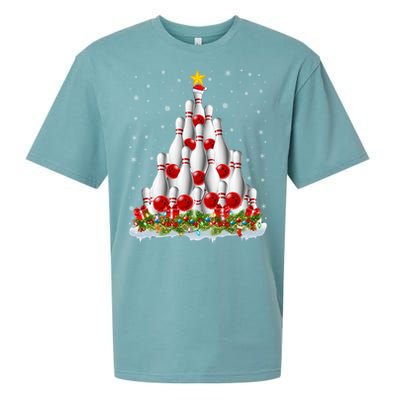 Bowling Sports Lover Xmas Tree Santa Christmas Bowling Gift Sueded Cloud Jersey T-Shirt