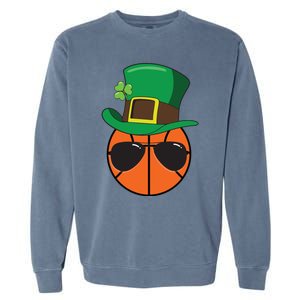 Basketball St Patricks Day Ball Luck Leprechaun Hat Gift Garment-Dyed Sweatshirt