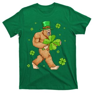 Bigfoot St Patricks Day Leprechaun Sasquatch Shamrock Irish T-Shirt