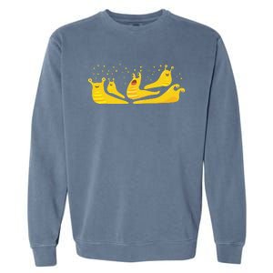 Banana Slug Party– Banana Slug Humor Banana Slug Squad Garment-Dyed Sweatshirt