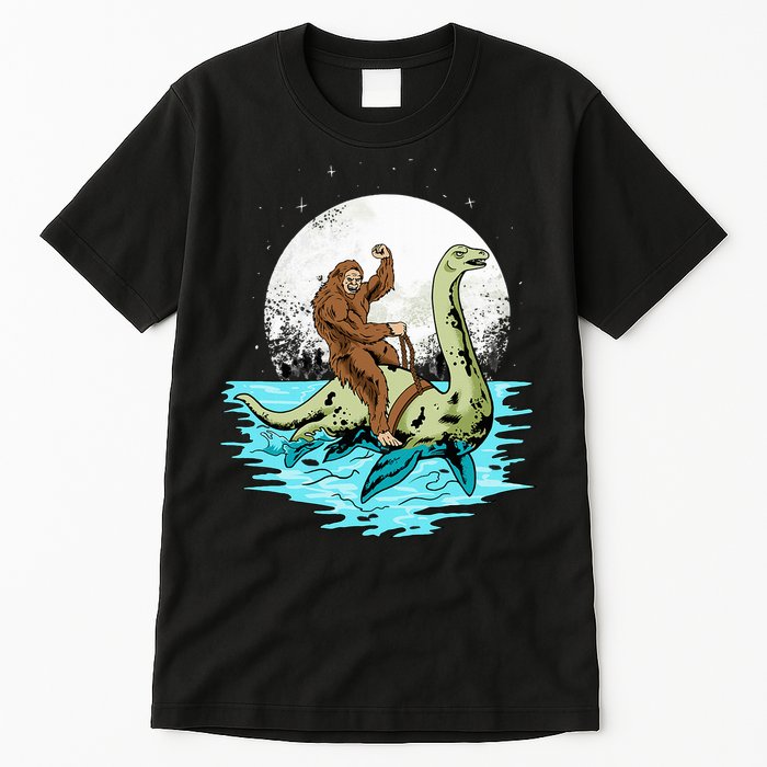 Bigfoot Sasquatch Riding The Hole Ness Monster Funny Tall T-Shirt