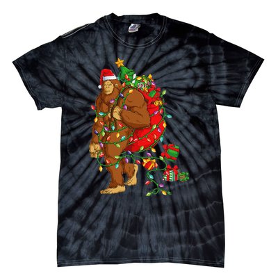 Bigfoot Sasquatch Santa Hat Christmas Xmas Tree Pjs Tie-Dye T-Shirt