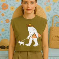 Bigfoot Sasquatch Taco Chihuahua Funny Cinco De Mayo Mexican Garment-Dyed Women's Muscle Tee