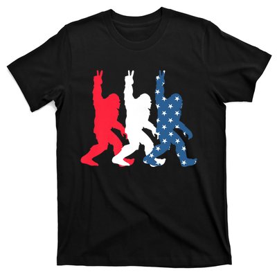 Bigfoot Sasquatch USA Flag Colors 4H Of July Patriotic Gift T-Shirt