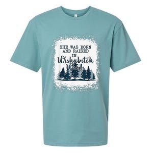 Bleached She was born and raised in wishabitch woods camper Sueded Cloud Jersey T-Shirt