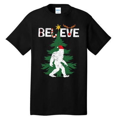 Bigfoot Sasquatch Yeti Believe santa hat Christmas Tall T-Shirt