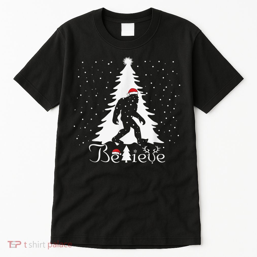 Bigfoot Sasquatch Yeti Believe Santa Hat Christmas Pajamas Tall T-Shirt