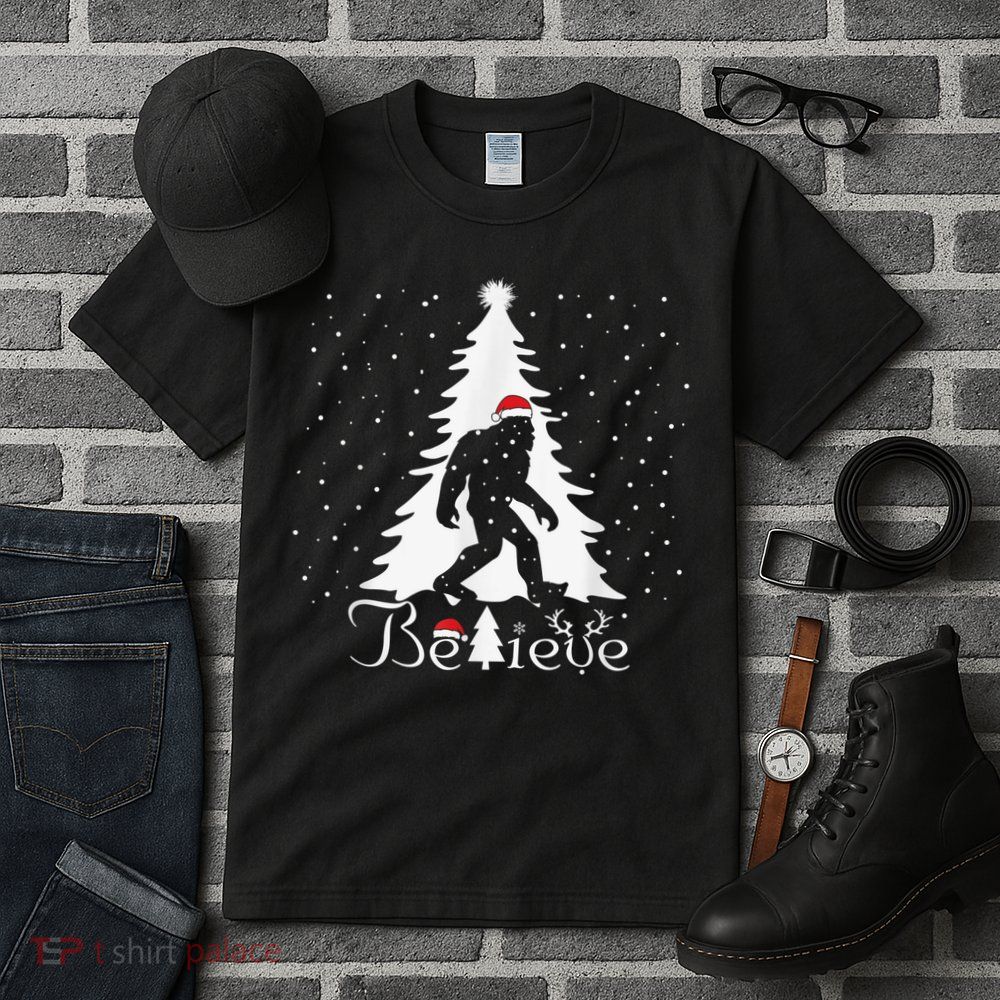 Bigfoot Sasquatch Yeti Believe Santa Hat Christmas Pajamas Tall T-Shirt
