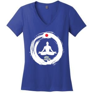 Bonsai Tree Enso Circle Zen Buddhist Japan Flag Meditation Cool Gift Women's V-Neck T-Shirt