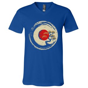 Bonsai Tree In Japanese Zen Buddhist Enso Circle Cool Gift V-Neck T-Shirt