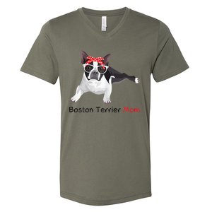 Boston Terrier Mom Bandana Womens Boston Terrier. Dog V-Neck T-Shirt