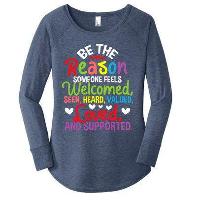 Be The Reason Someone Feels Loved Social Workers Women's Perfect Tri Tunic Long Sleeve Shirt