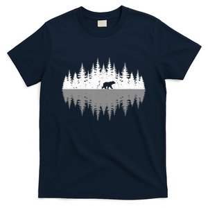 Bear Tree Wildlife Nature Funny Outdoor Gifts For T-Shirt