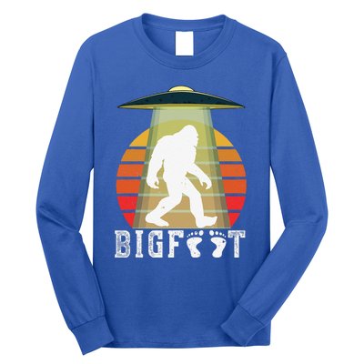 Bigfoot UFO Abduction Funny Sasquatch Halloween Design Idea Long Sleeve Shirt