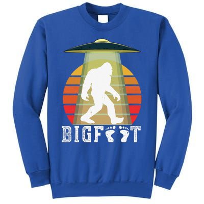 Bigfoot UFO Abduction Funny Sasquatch Halloween Design Idea Tall Sweatshirt