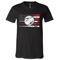 Baseball USA American Flag Vintage Retro Baseball V-Neck T-Shirt