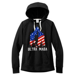 Bigfoot Ultra Maga Usa Flag For Sasquatch Trump Lover 2024 Gift Women's Fleece Hoodie