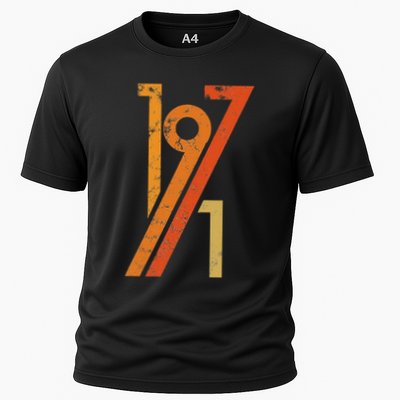 Birthday Vintage 70s Style 1971 Performance Shirt
