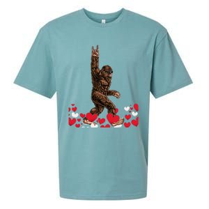 Bigfoot Valentines Day Funny Hearts Sasquatch Love Sueded Cloud Jersey T-Shirt