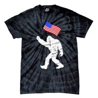 Bigfoot With American Flag Funny 4th Of July Sasquatch USA Tie-Dye T-Shirt