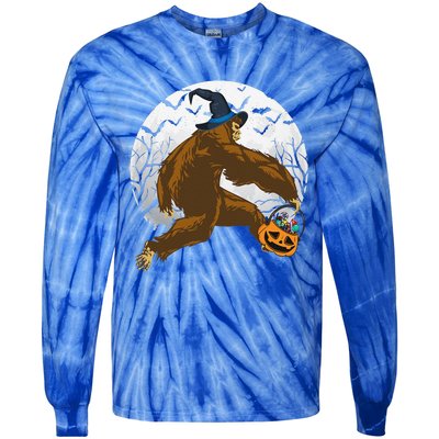 Bigfoot Witch Holding Halloween Pumpkin For Sasquatch Lovers Tie-Dye Long Sleeve Shirt