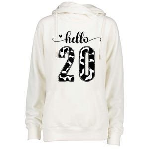 Black White Hello 20 Cow Print 20th Birthday Animal Pattern Womens Funnel Neck Pullover Hood