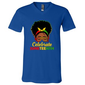 Black Women Messy Bun Juneteenth Celebrate Indepedence Day Gift African Pride V-Neck T-Shirt