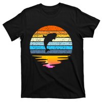 Beluga Whale Retro Sunset Save The Whales Beluga Meaningful T-Shirt