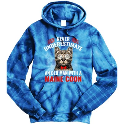 Cats 365 Never Underestimate An Old With A Maine Coon Gift Tie Dye Hoodie