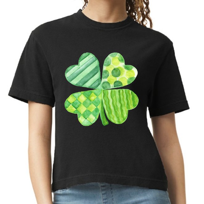 Cute 4 Leaf Clover Irish St Patricks Day Comfort Colors Boxy T-Shirt