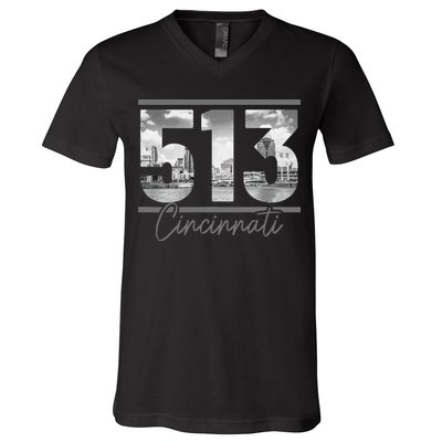 Cincinnati 513 Area Code Skyline Ohio Vintage V-Neck T-Shirt