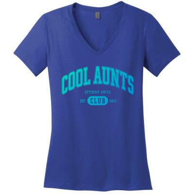 Cool Aunts Club Gift Women's V-Neck T-Shirt