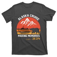 Cute Alaska Cruise Family Vacation Gift T-Shirt