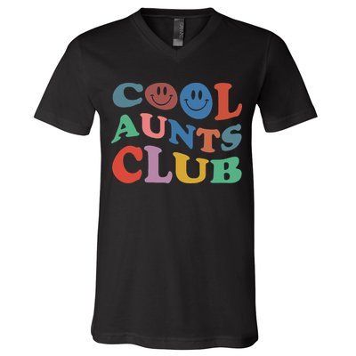 Cool Aunts Club Best Aunt Ever Gift For Aunt V-Neck T-Shirt