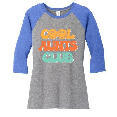 Cool Aunt Club Groovy Retro Cool Aunties Club Gift Women's Tri-Blend 3/4-Sleeve Raglan Shirt