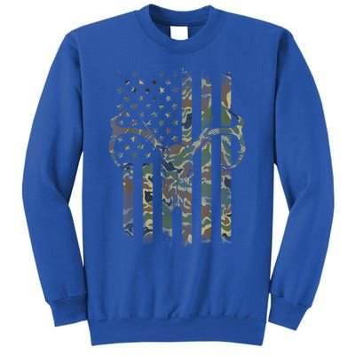 Camo American Flag Deer Hunter Hunting Gift Sweatshirt