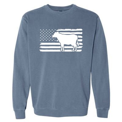 Cow American Flag With Cow Vintage Look Patriotic Famer Gift Garment-Dyed Sweatshirt