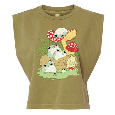 Cottagecore Aesthetic Frog Lying On Mushroom Cute Frog Lover Garment-Dyed Women's Muscle Tee