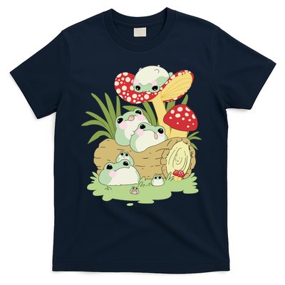 Cottagecore Aesthetic Frog Lying On Mushroom Cute Frog Lover T-Shirt