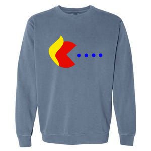 Classic Arcade Game Funny Trump Eats Blue Dots 2024 Garment-Dyed Sweatshirt