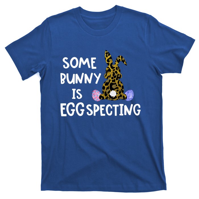 Cute Announcefunny Gift Easter Expecting Pregnant Mom Gift T-Shirt