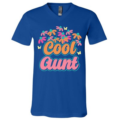 Cool Aunt Niece Nephew Auntie Nephews Gift V-Neck T-Shirt