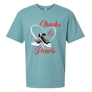 Chucks And Pearls 2024 IM With Her Kamala 2024 Sueded Cloud Jersey T-Shirt