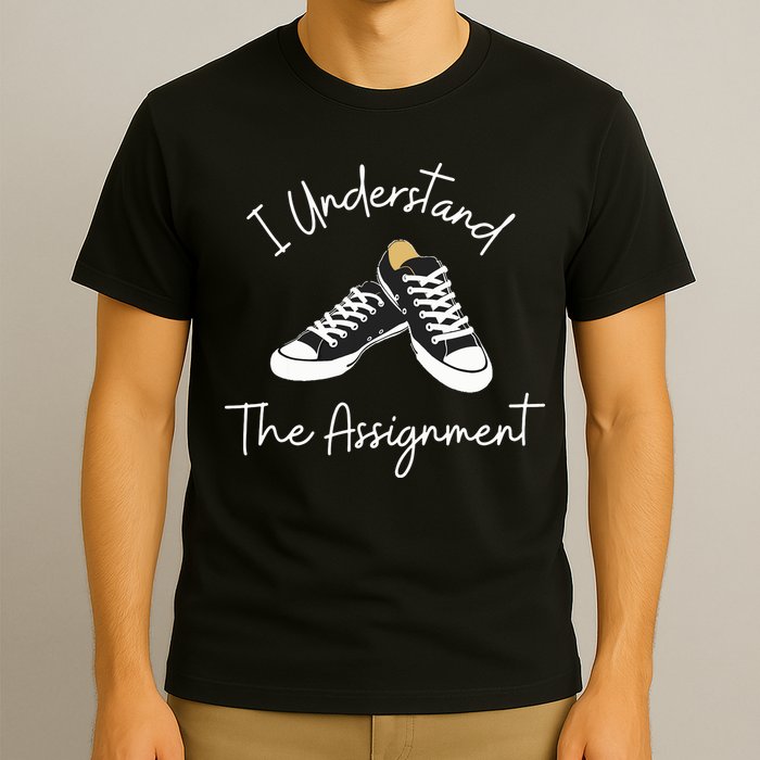Chucks And Pearls Election 2024 I Understand The Assignment T-Shirt