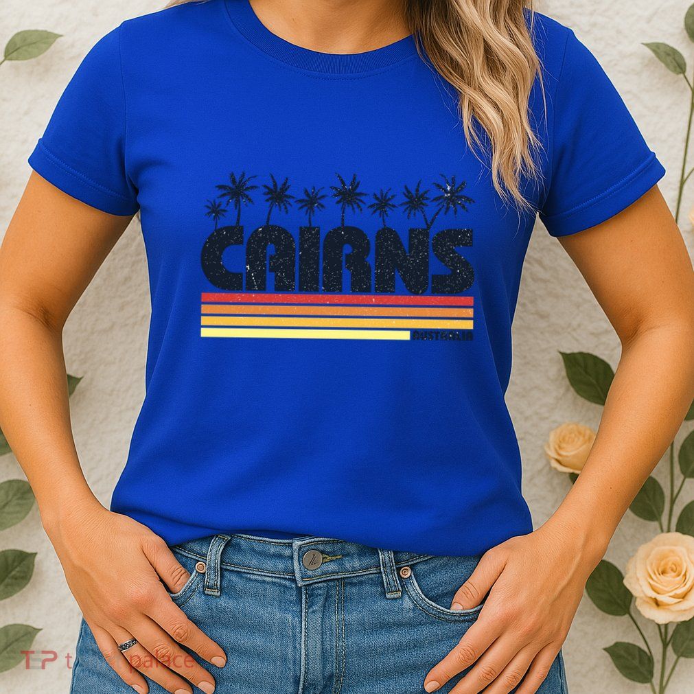 Cairns Australia Retro Tourism Cute Gift Womens T-Shirt