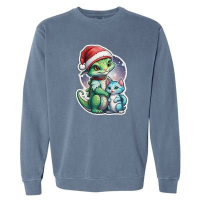 Cute Alien Santa Claus Cat Garment-Dyed Sweatshirt