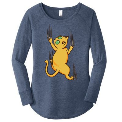 Cat Climbing Women's Perfect Tri Tunic Long Sleeve Shirt